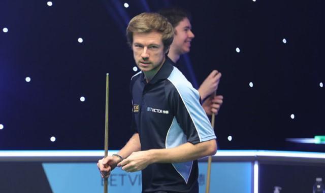 名压力下主 名压力下主