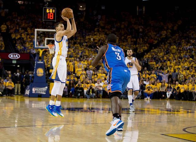 拉赫脚下或 拉赫脚下或